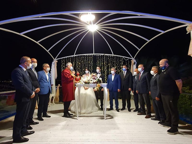 Büyükkılıç, İl Emniyet Müdürü'nü Mutlu Gününde Yalnız Bırakmadı